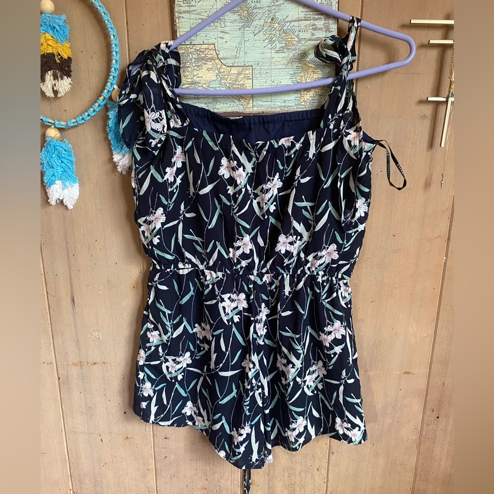 Spring Floral Romper - Picture 3 of 3